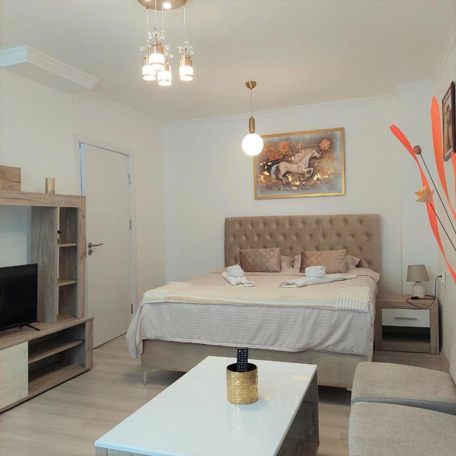 City Lux Square Apartments סקופיה מראה חיצוני תמונה